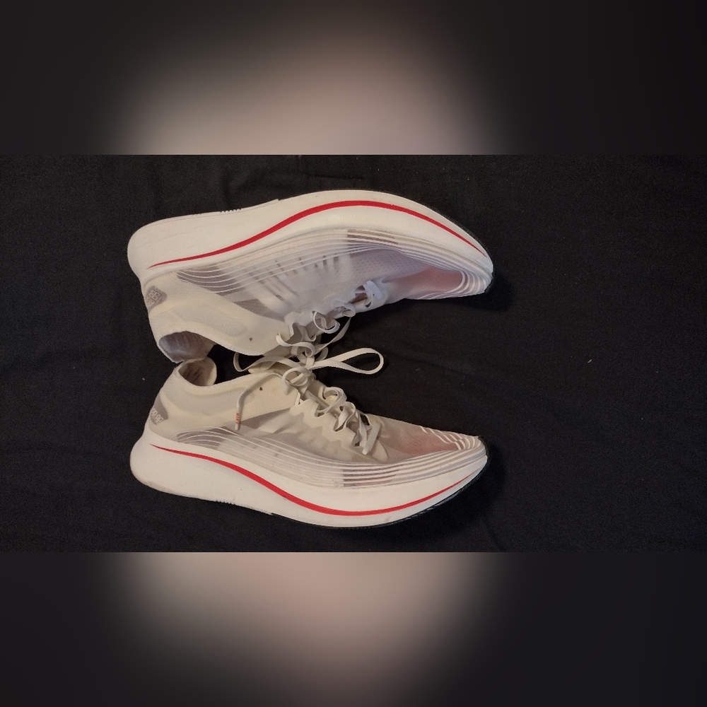 Nike zoom fly so